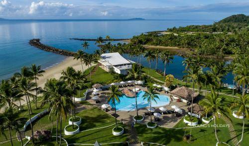 【Fiji】10 days 7 Nights Shark Diving Adventure diving Tour with Instructor (26th SEP to 4th OCT 2026)