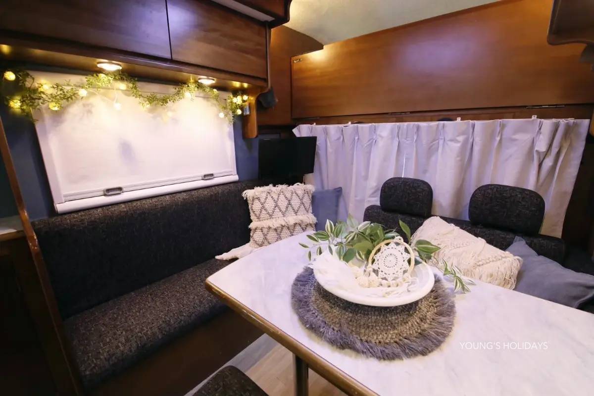 【Hokkaido】Japan 6ppl RV Caravan 24 hours Rental Experience(JSM- Wisteria)