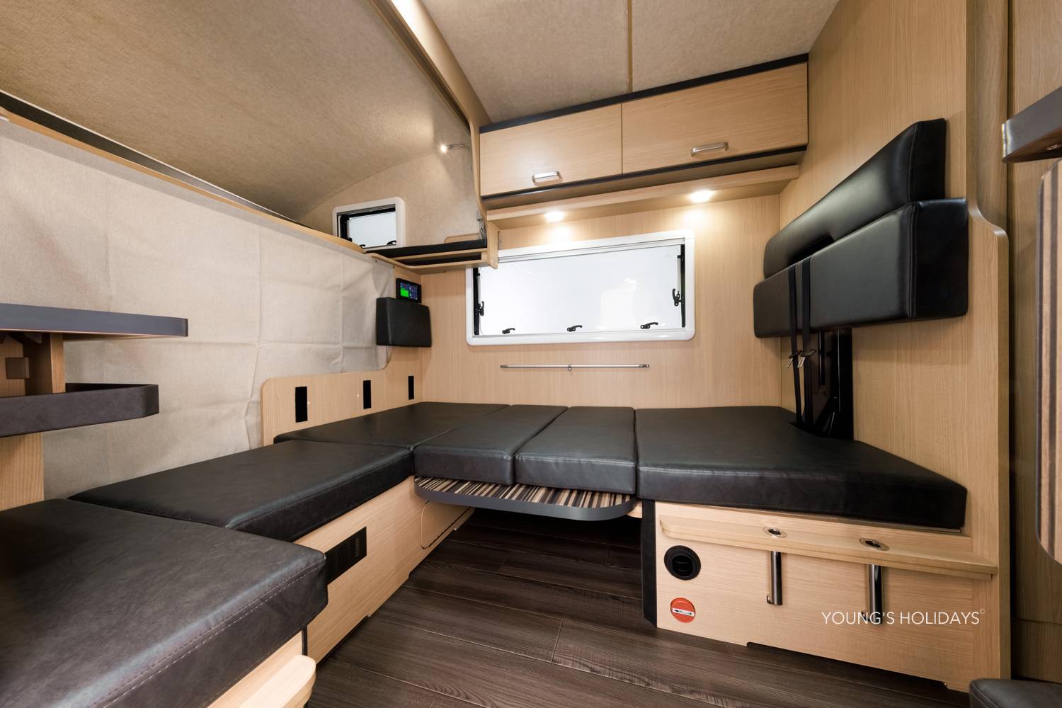 【Osaka】Japan Kansai Caravan 24 hours Rental Experience(C-Corde BunkS (VR)