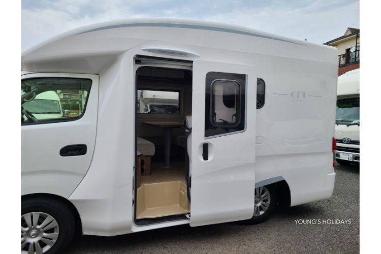 【Tokyo】Japan Rental Caravan RV Road Trip Experience (C-ASTRARE CC1)