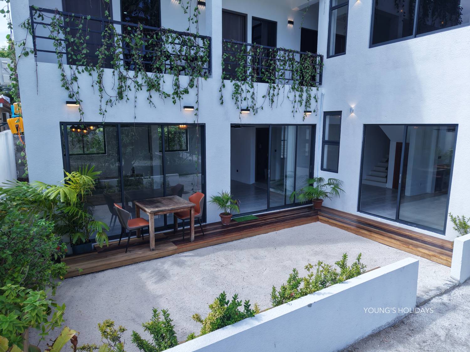 【Maldives】Cozy Art Dhangethi diving package