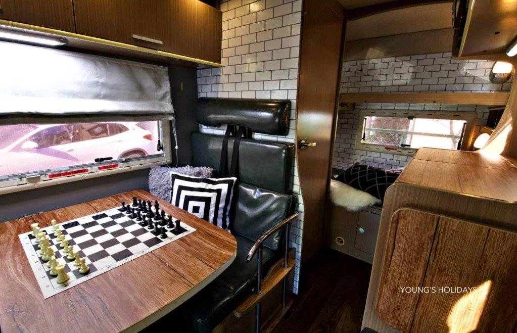 【Tokyo】Japan 6ppl RV Caravan 24 hours Rental Experience(JTM-Fortuna-j)