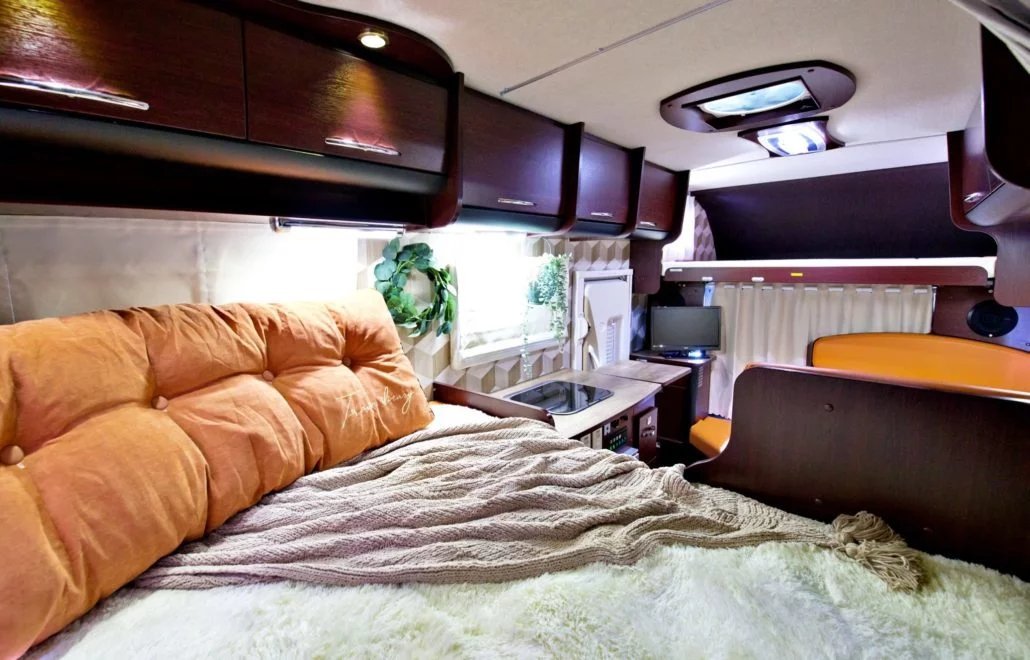 【Tokyo】Japan 6ppl RV Caravan 24 hours Rental Experience(Oriental)