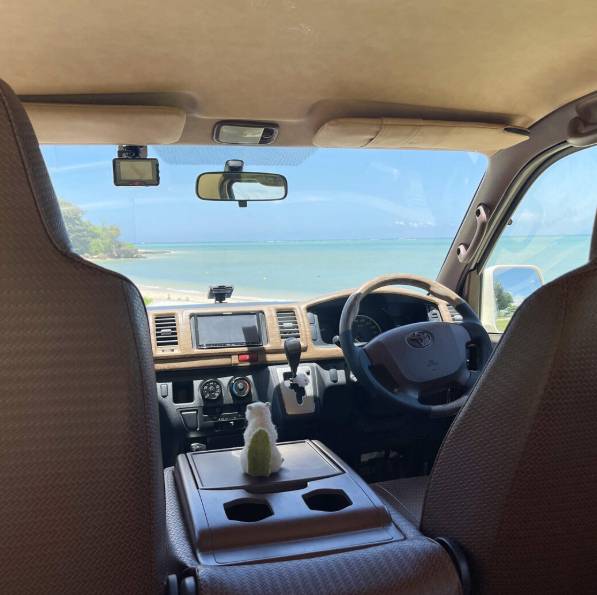 【Okinawa】Japan Rental 6 People Compact Caravan 24hrs RV Road Trip Experience (AW-Yellow Hi-Ace)