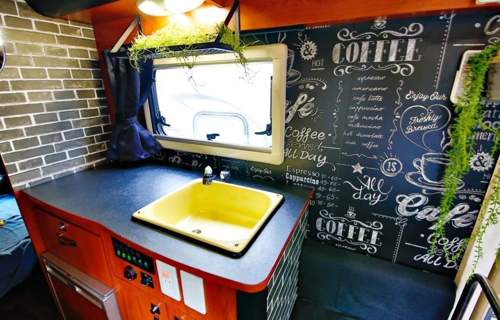 【Hiroshima】Japan 6ppl RV Caravan 24 hours Rental Experience (JHMY)