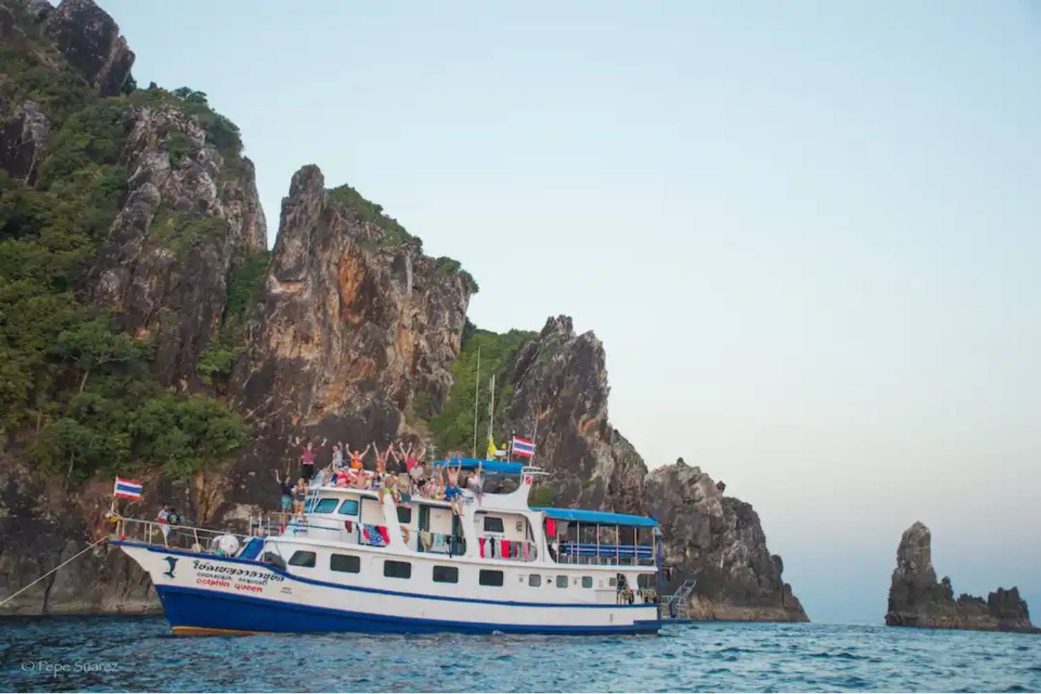 【Thailand】Liveaboard- Dolphin Queen Diving Package