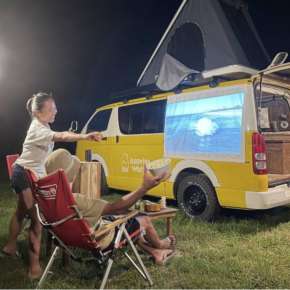 【Okinawa】Japan Rental 6 People Compact Caravan 24hrs RV Road Trip Experience (AW-Yellow Hi-Ace)