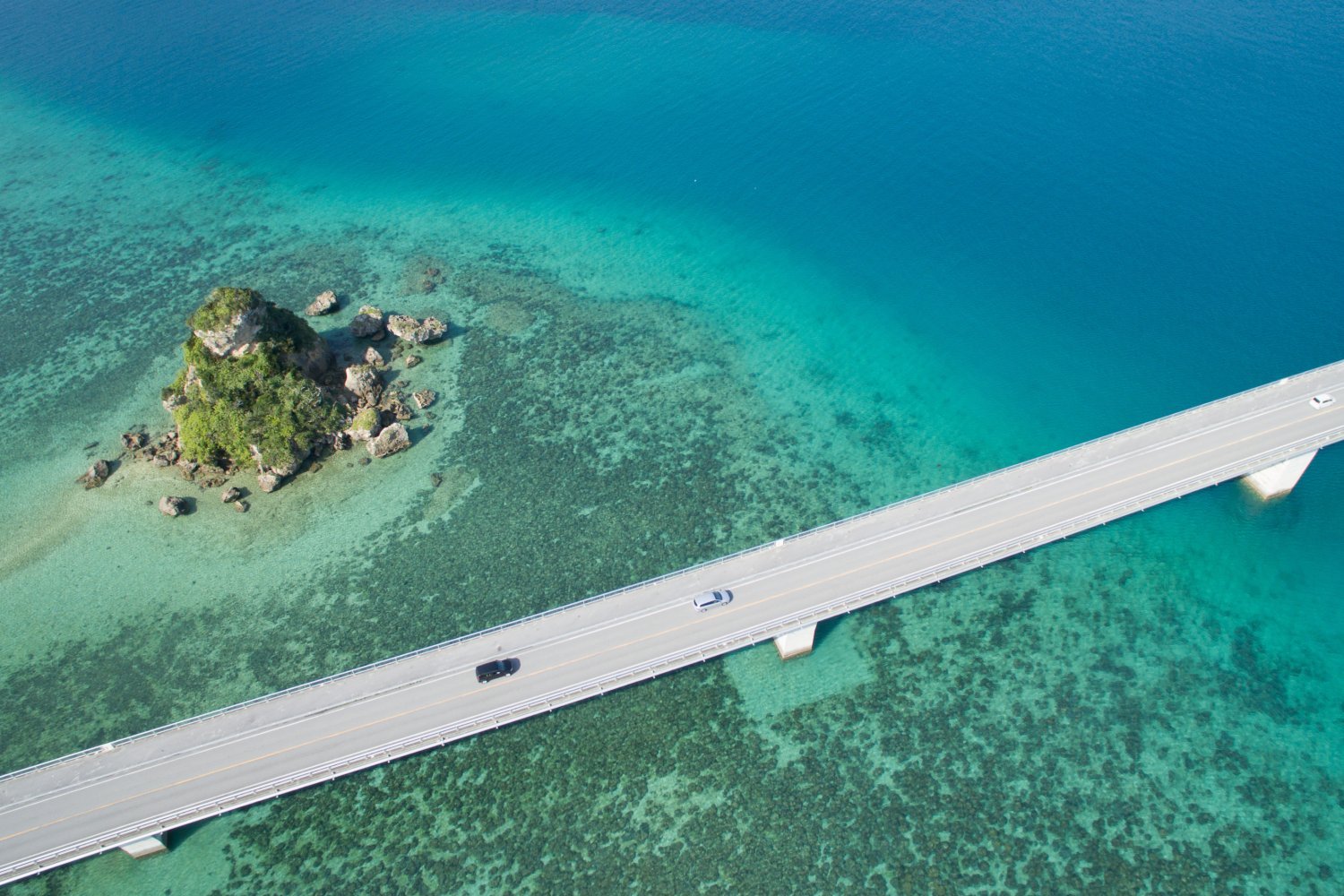 【Okinawa】Japan 5ppl RV Caravan 48 hours Flight & Drive Package(CRB771)