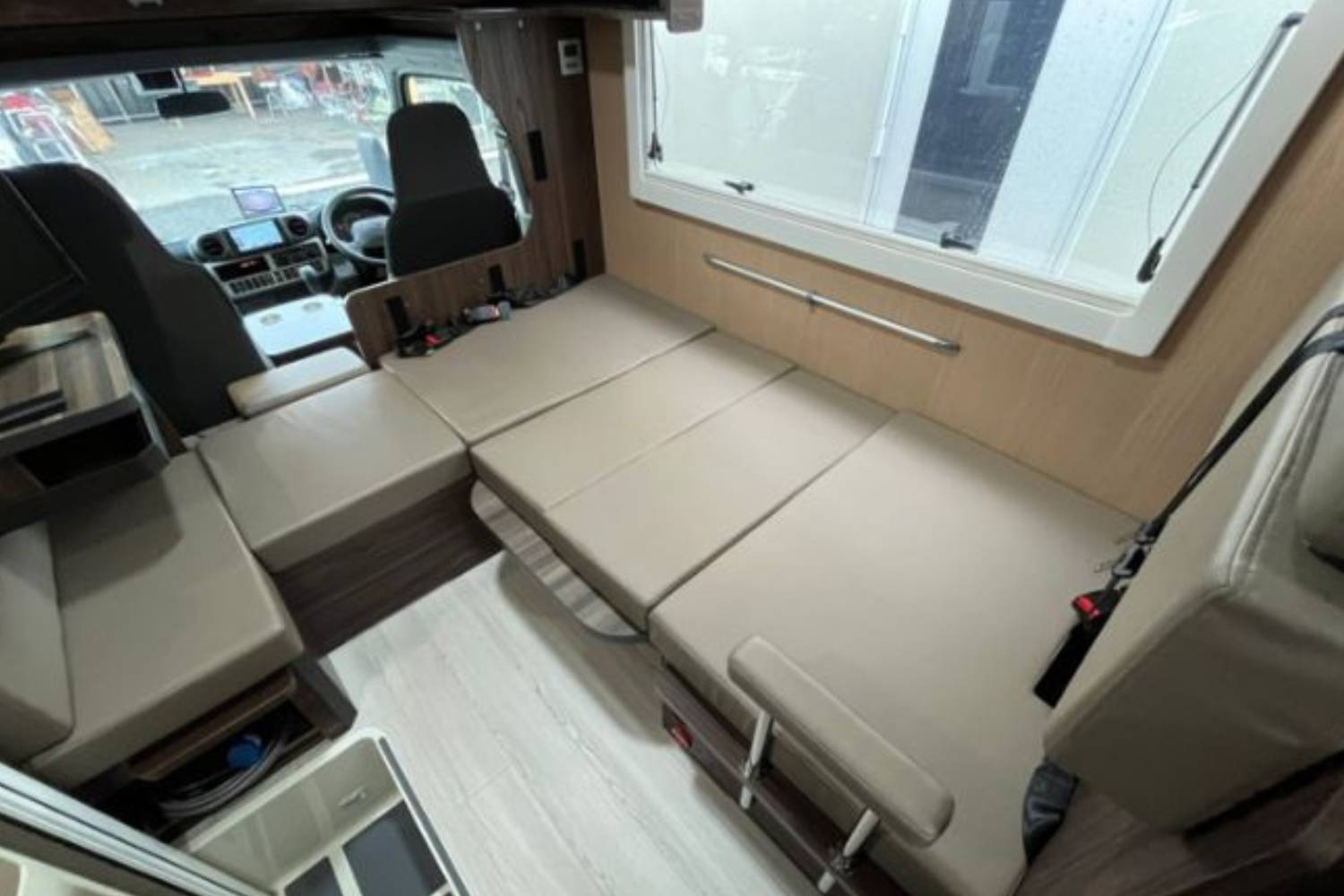 【Tokyo】Japan Rental Caravan RV Road Trip Experience (Robinson B66)