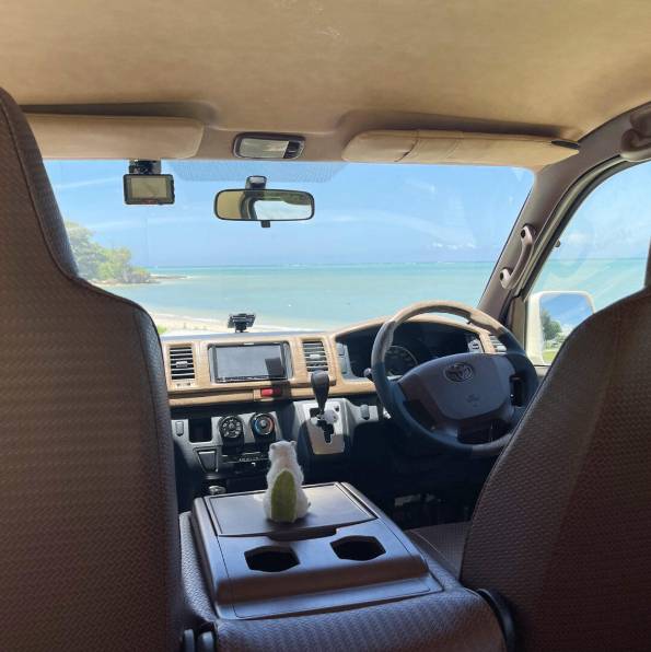 【Okinawa】Japan Rental 6 People Compact Caravan 24hrs RV Road Trip Experience (AW-Mint Hi-Ace)