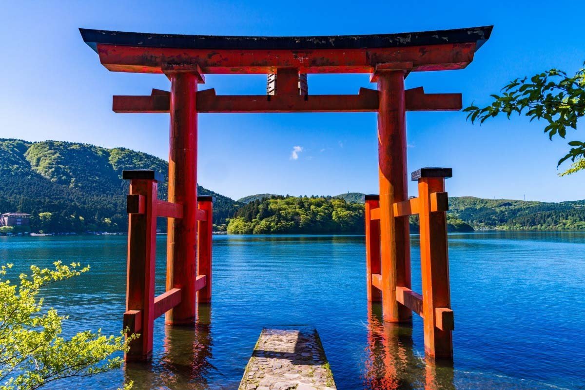 【Private Charter】Tokyo 10-Hour Customized City Tour to Mount Fuji/Kamakura/Karuizawa/Nikko with Chinese-speaking Driver (7/10 Passenger Vehicle)