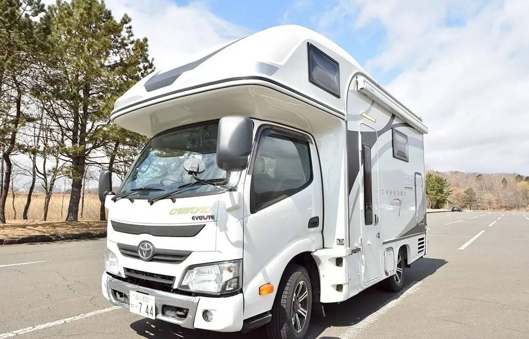 【北海道】六人日本露營車24小時租用體驗(JSM-Square)