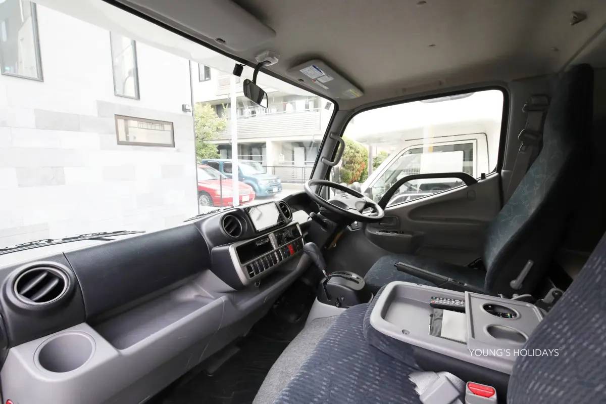 【東京】六人日本露營車24小時租用體驗(JTM-Grace)