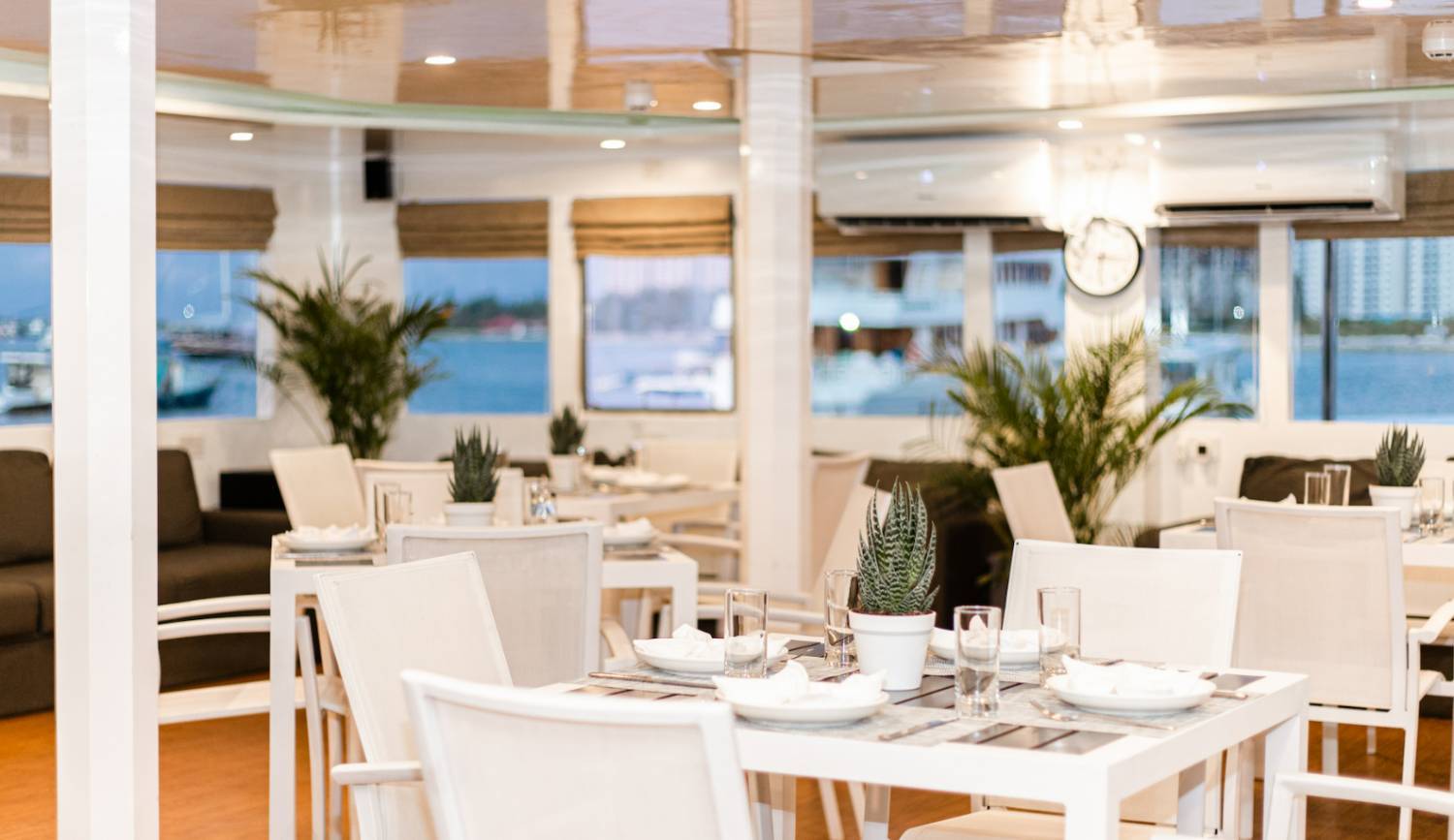 【Maldives】Maldives Liveaboard - Maldives Legend Sea Pleasure 豪華馬爾代夫船潛套票 5日/ 8日