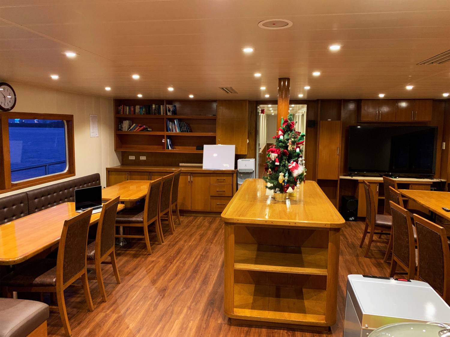 【Tubbataha】Atlantis Dive Resort & Liveaboard - Atlantis Infiniti 圖巴塔哈船潛套票