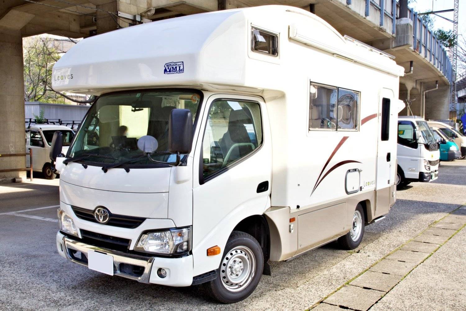 【東京】六人日本露營車24小時租用體驗(JTM-Smile)