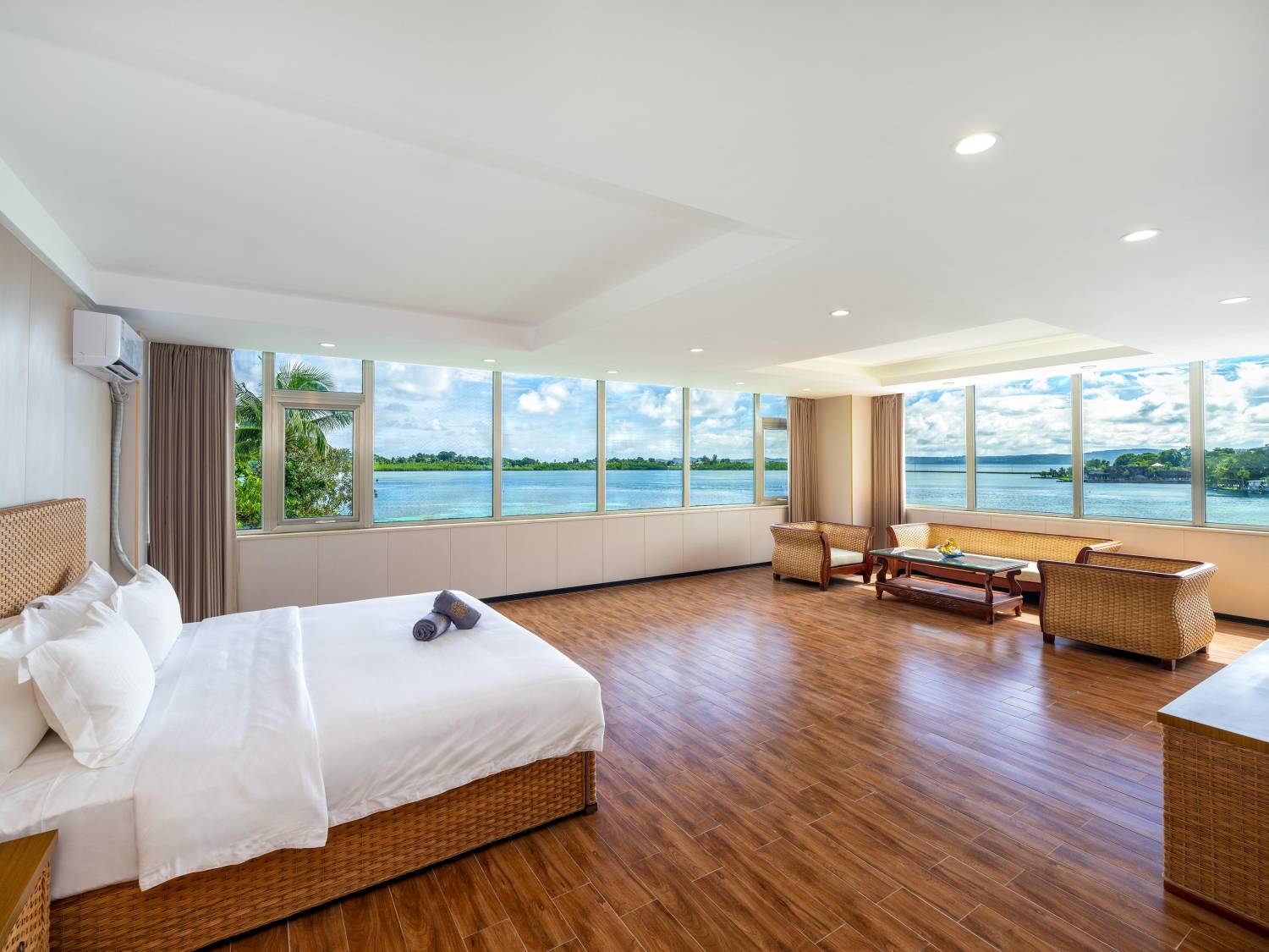 【帛琉香港直航】- Palau Vacation Hotel 帛琉機票自由行套票