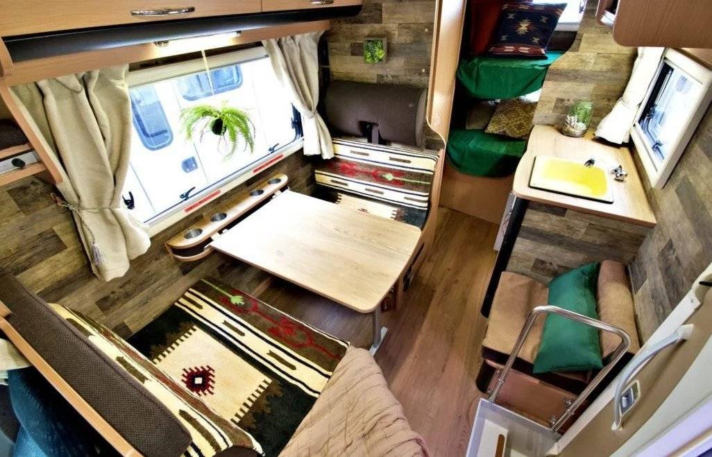 【東京】六人日本露營車24小時租用體驗(JTM-Roghouse)