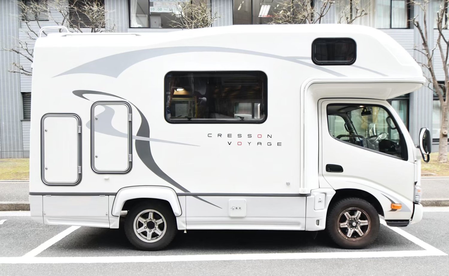 【北海道】六人四驅日本露營車24小時自駕遊租用體驗(JSM-Cafe Mocha)