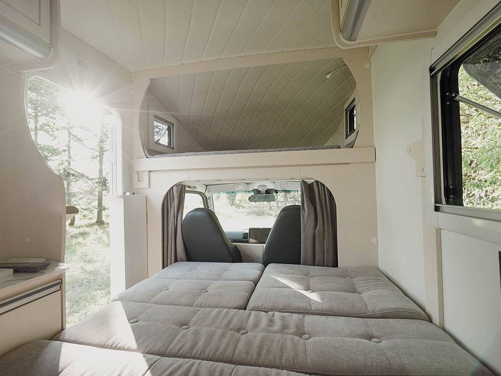 【新千歲機場】日本北海道小型露營車租用體驗(DS-Happy1)