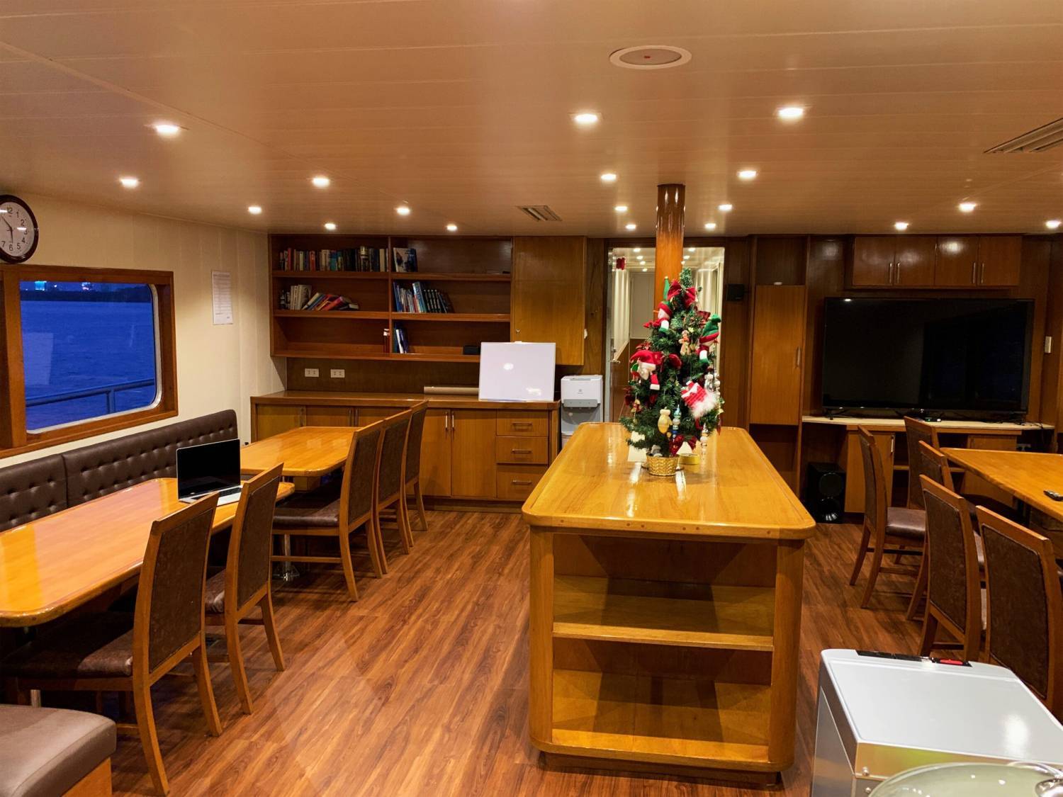 【Tubbataha】Atlantis Dive Resort & Liveaboard - Atlantis Infiniti 圖巴塔哈船潛套票
