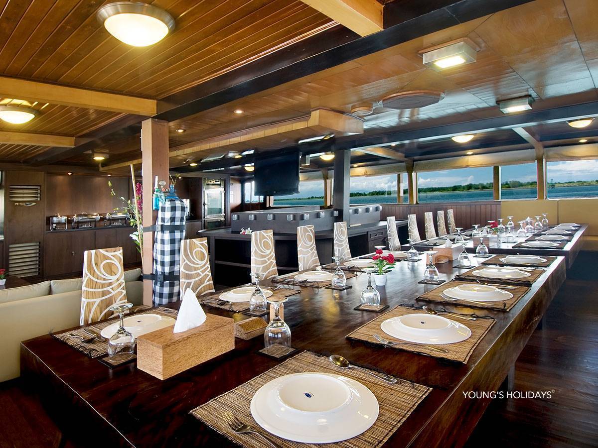 【Indonesia】2026年8月31至6日 7日6夜 印尼科莫多 M/V CHENG HO船潛水團*隨團教練David sir