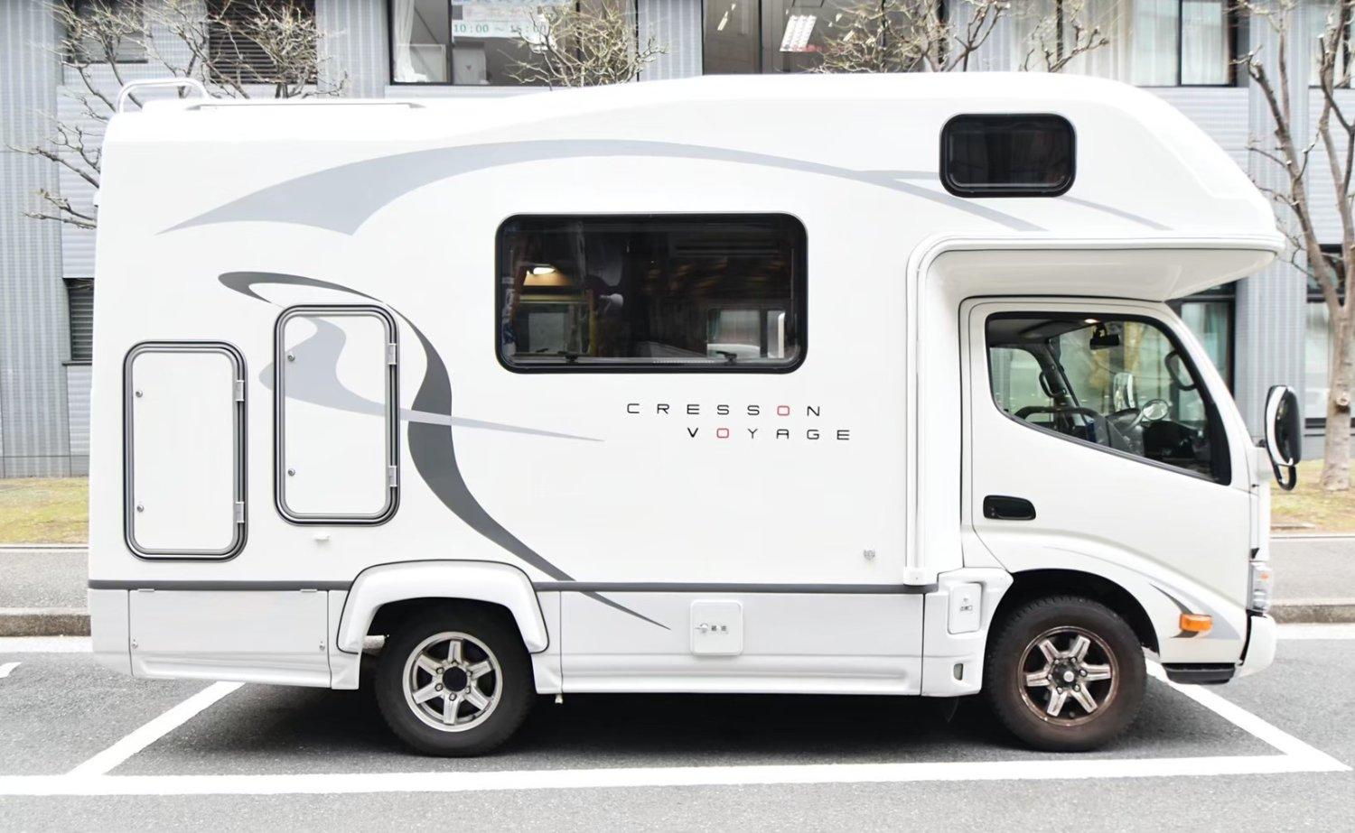【Hokkaido】Japan 6ppl RV Caravan 24 hours Rental Experience(JSMC)