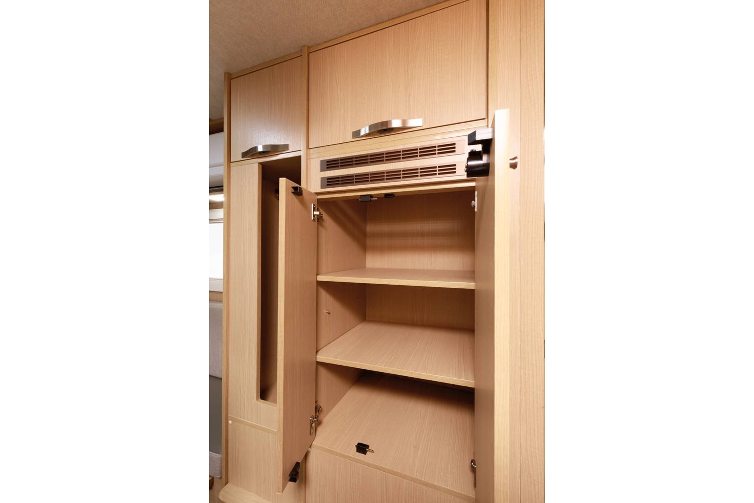 【Sendai Yamagata】Japan Sendai RV Caravan 24 hours Rental Experience(VT-Corde Leaves)