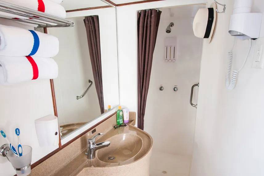 【Ecuador】Liveaboard- Letty Yacht Diving Package