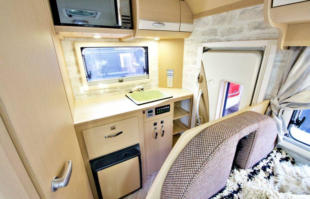 【東京】六人日本露營車24小時租用體驗(JTS-Charme)