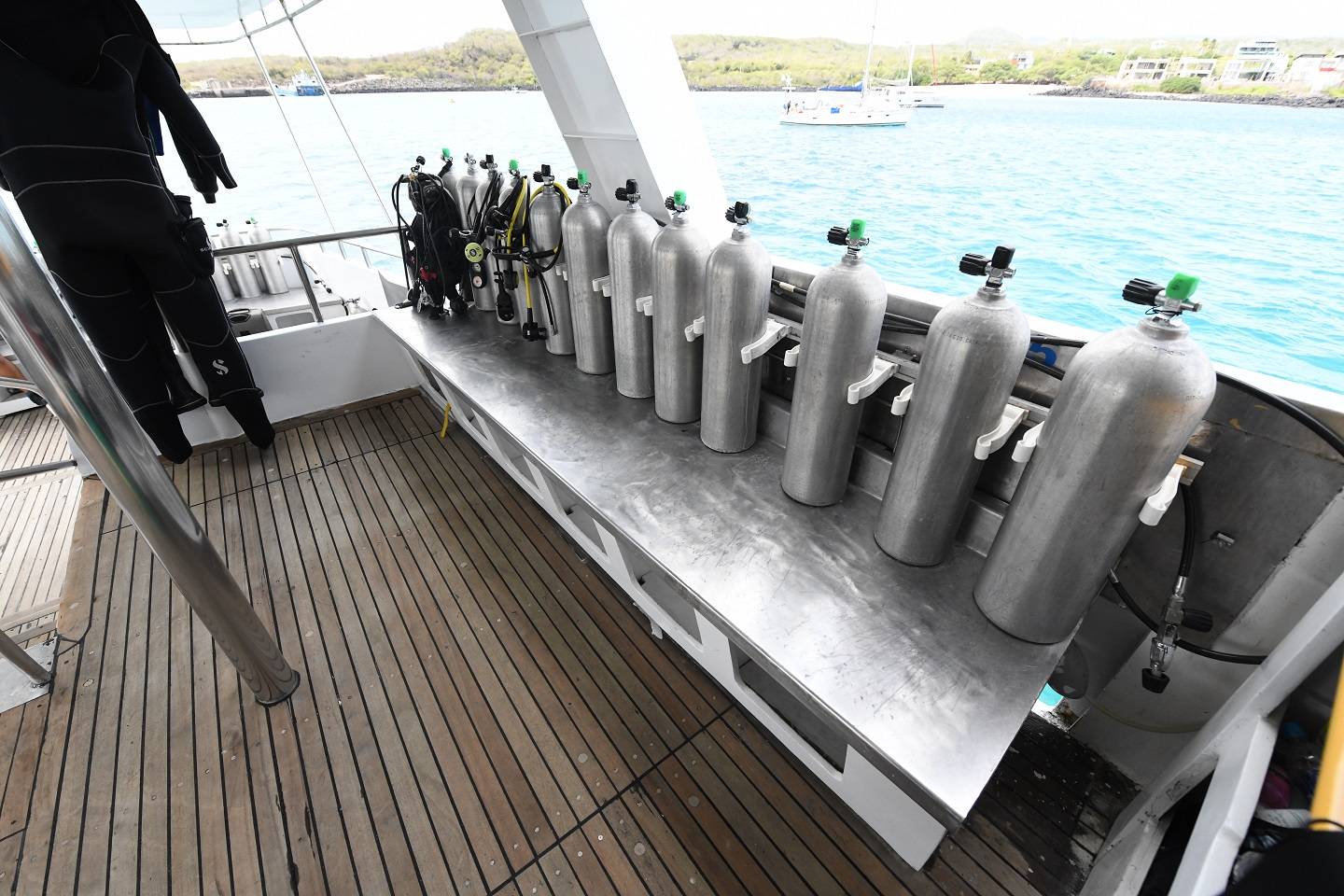 【Ecuador】Explorer Ventures-Humboldt Explorer Diving Package