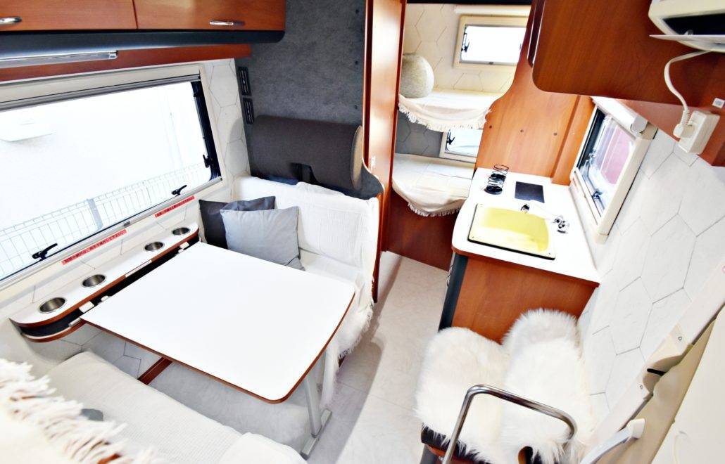 【東京】六人日本露營車24小時租用體驗(JTM-Brick)