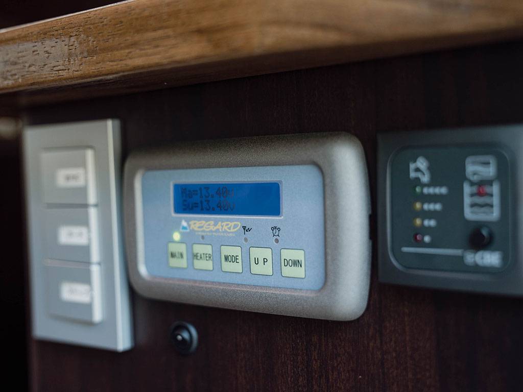 【New Chitose Airport】Japan Hokkaido RV Caravan Rental Experience(DS-Regard NEO)