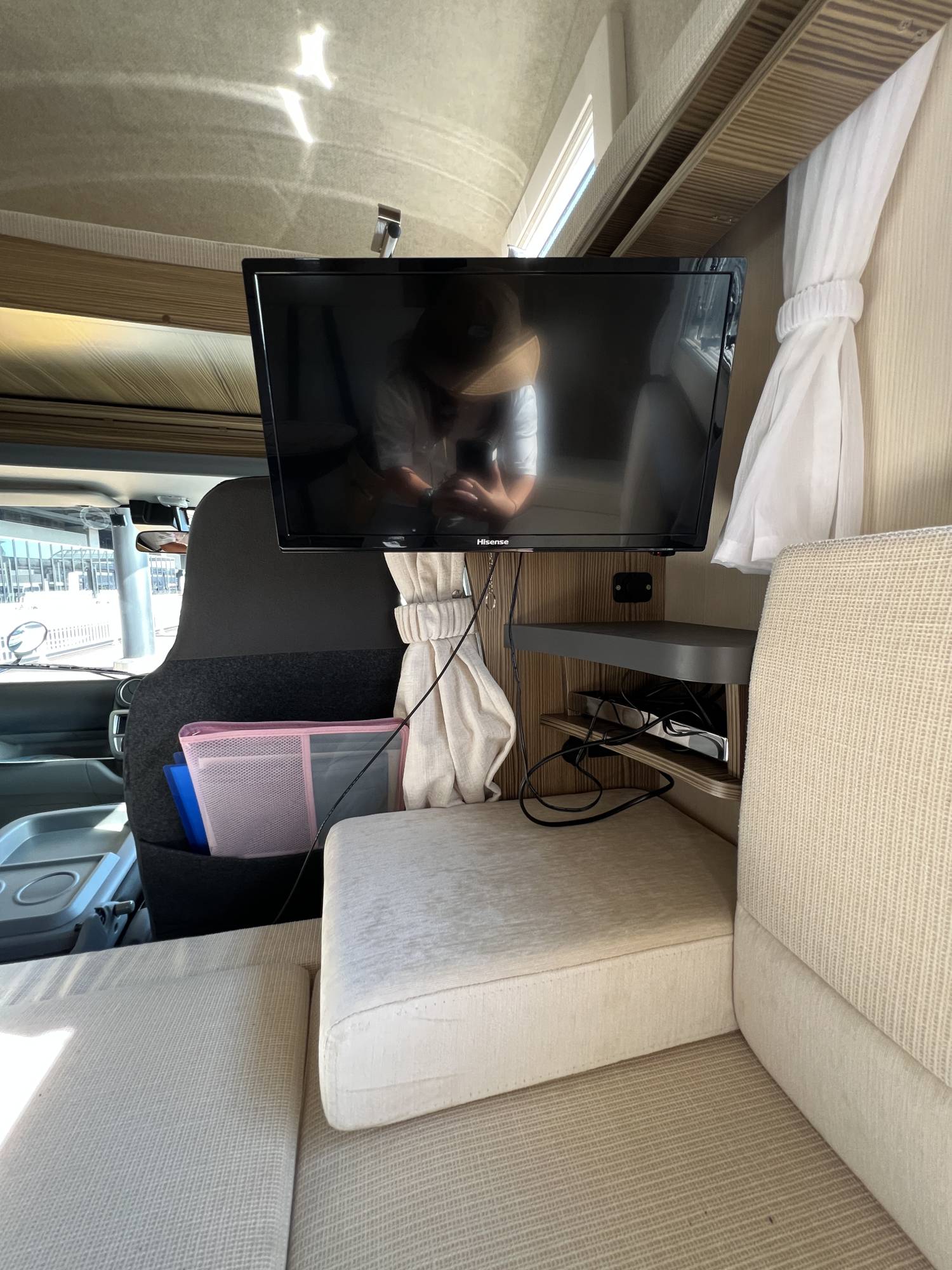 【Narita Airport】Japan Tokyo Caravan 24 hours Rental Experience(VT-ZiL5)