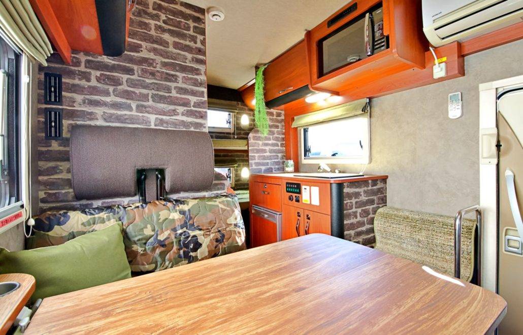 【Hokkaido】Japan 6ppl RV Caravan 24 hours Rental Experience(JTHP)