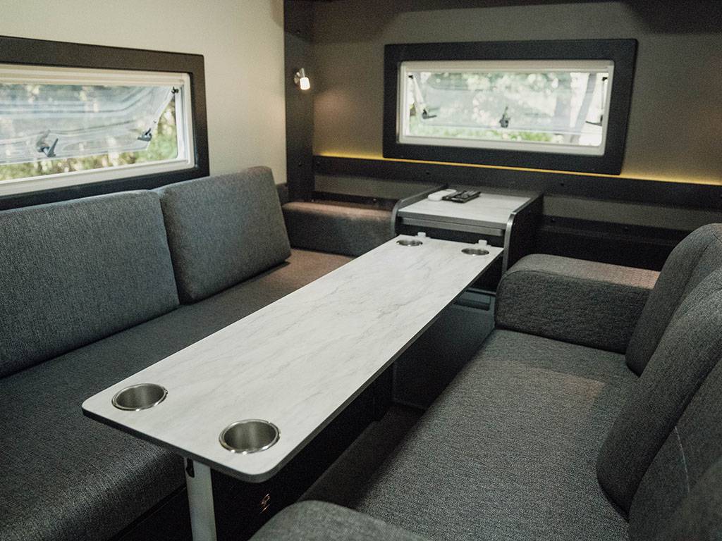 【New Chitose Airport】Japan Hokkaido RV Caravan Rental Experience(DS-TR500 CLH)