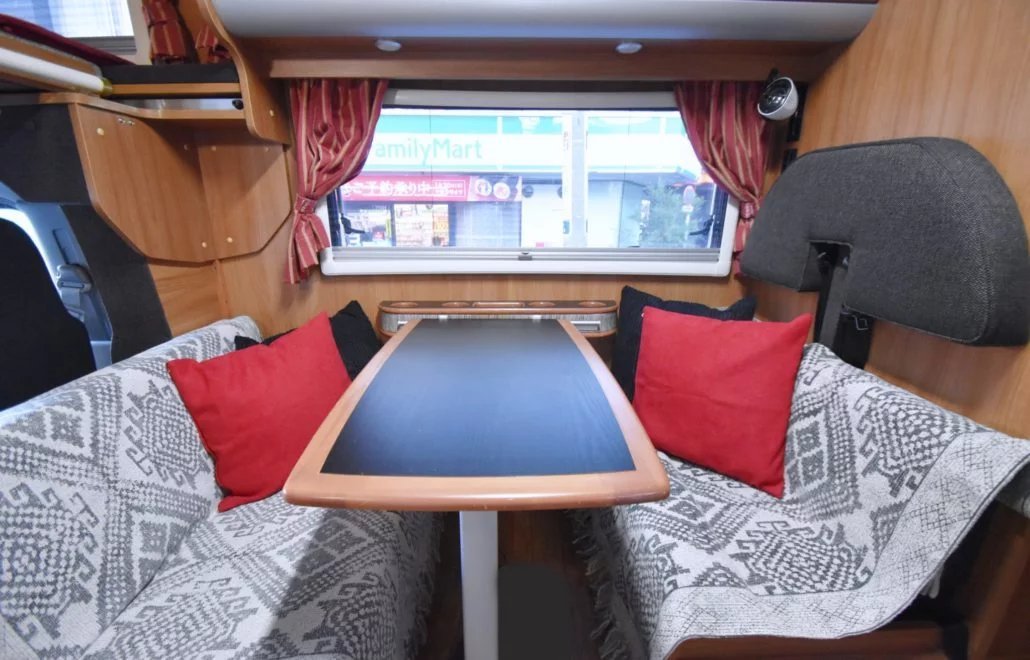 【Tokyo】Japan 6ppl RV Caravan 24 hours Rental Experience(JTM-Rouge)