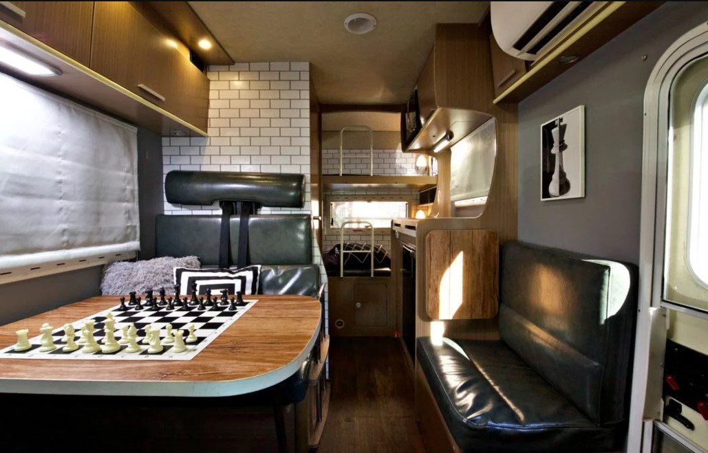 【Tokyo】Japan 6ppl RV Caravan 24 hours Rental Experience(JTM-Fortuna-j)