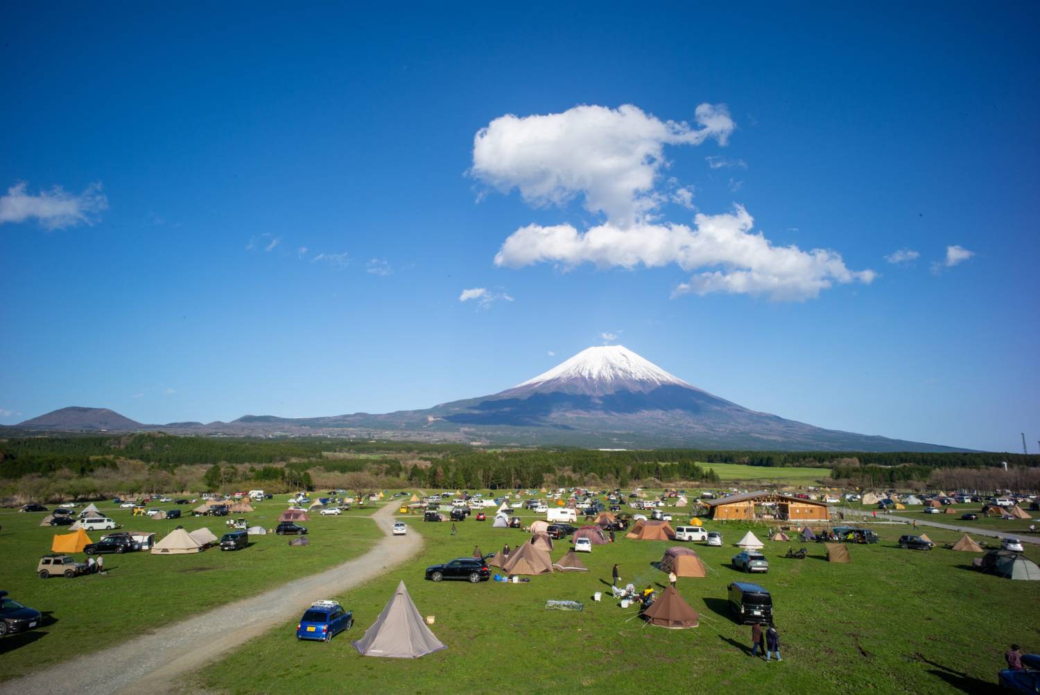 【富士山露營車旅行團】 日本東京七日六夜 秋日紅葉 露營車旅行團