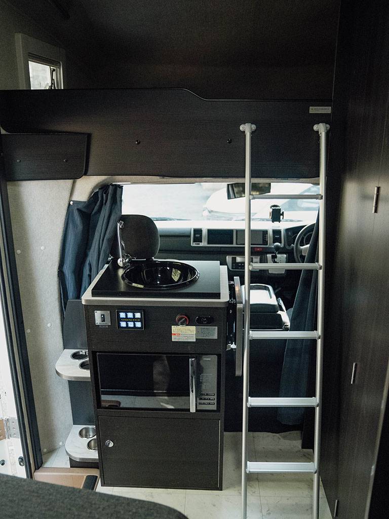 【New Chitose Airport】Japan Hokkaido RV Caravan Rental Experience(DS-TR500 CLH)