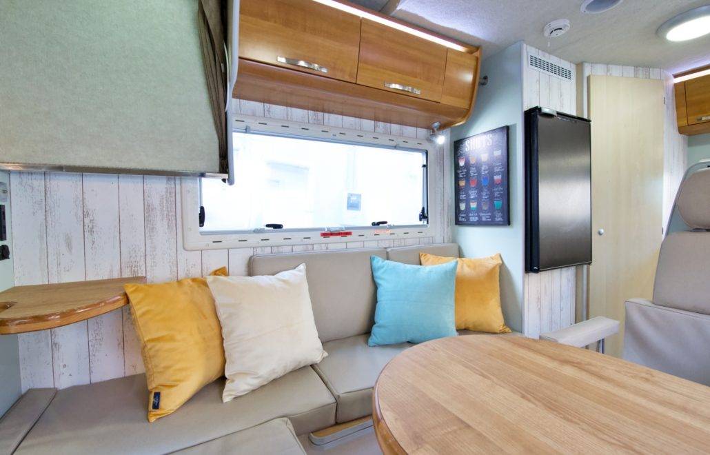 【Tokyo】Japan 6ppl RV Caravan 24 hours Rental Experience (JTMS3)