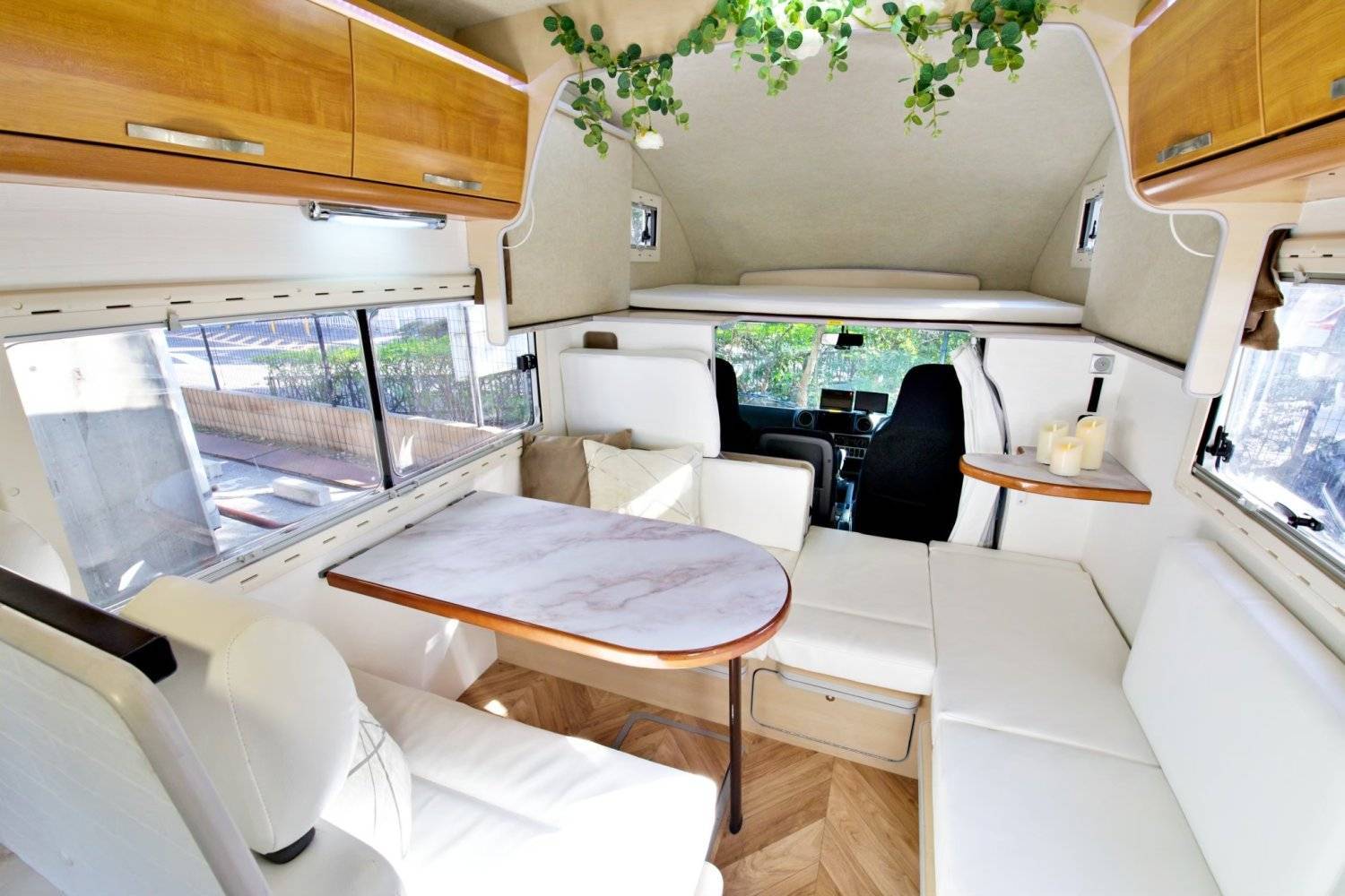 【Tokyo】Japan 6ppl RV Caravan 24 hours Rental Experience(JTM-Smile)