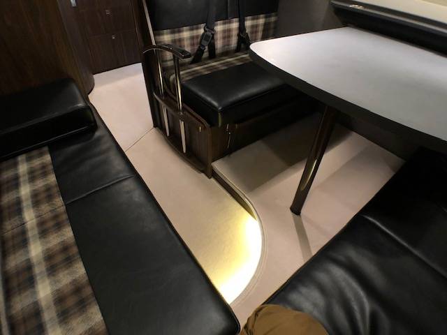 【成田機場】五人日本露營車24小時租用體驗(VT-REIWA ZIL)