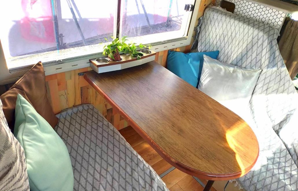 【Hokkaido】Japan 6ppl RV Caravan 24 hours Rental Experience(JTHM)