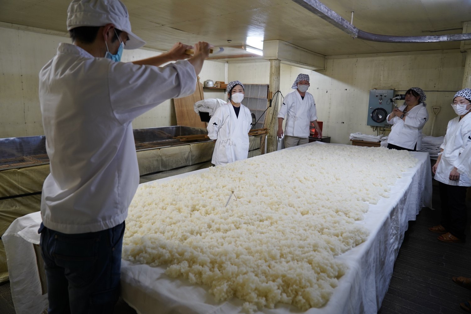 【帶你走入清酒文化】  日本清酒「藏人體驗」、北八岳空中纜車、小緒葡萄酒園、懷石料理、溫泉6天深度遊