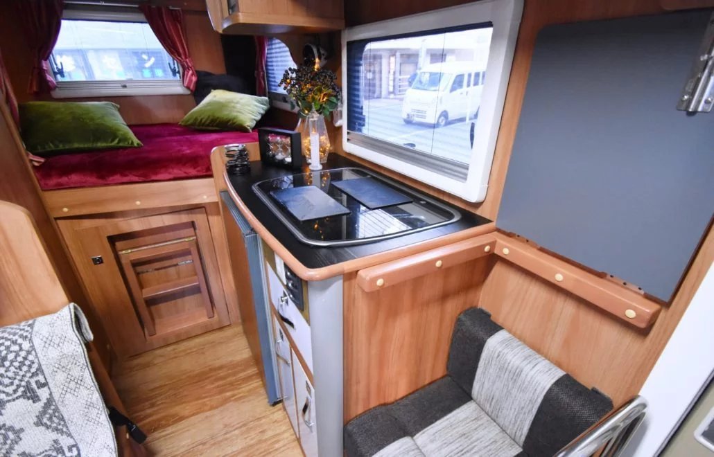 【Tokyo】Japan 6ppl RV Caravan 24 hours Rental Experience(JTM-Rouge)