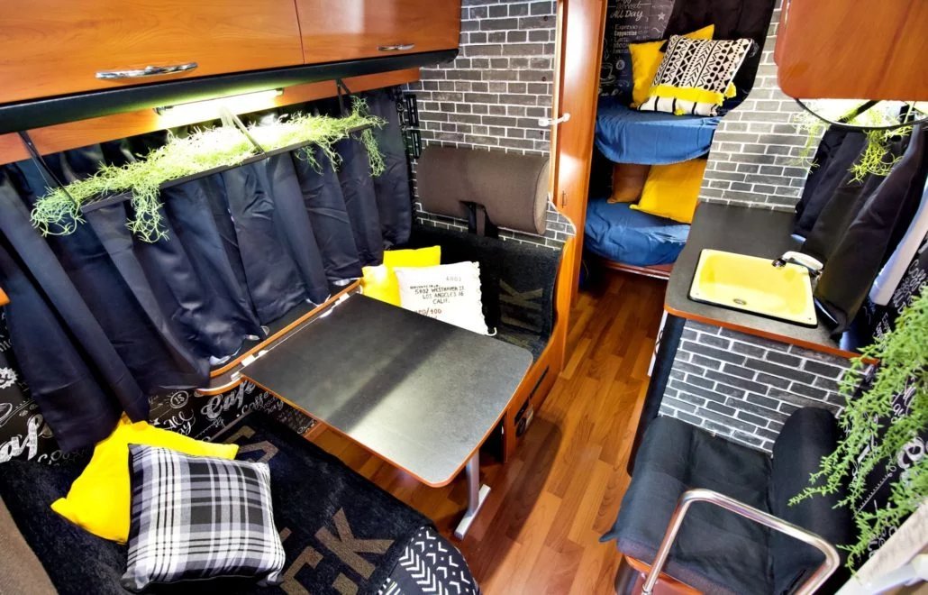 【四國廣島】六人日本露營車24小時自駕遊租用體驗(JHM-Yukiwakamaru)