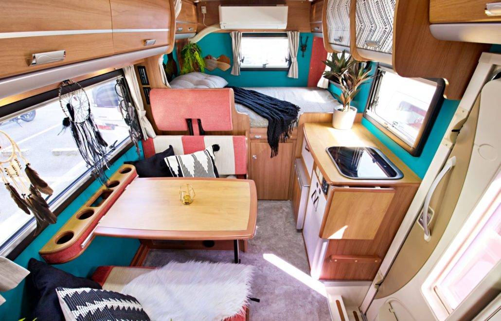 【Tokyo】Japan 6ppl RV Caravan 24 hours Rental Experience (JTM-Dublin)