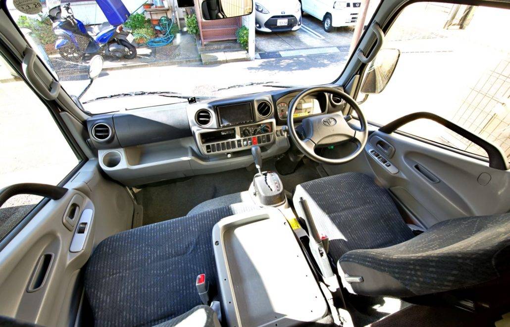 【Hokkaido】Japan 6ppl RV Caravan 24 hours Rental Experience(JTHP)