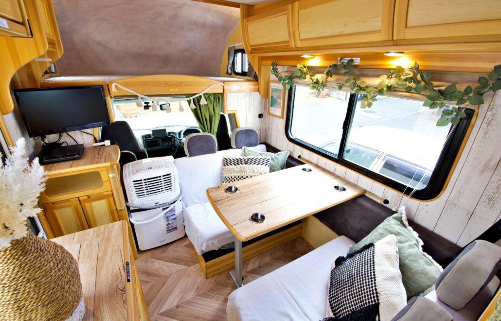 【Tokyo】Japan 6ppl RV Caravan 24 hours Rental Experience(JTS-Cosmo)